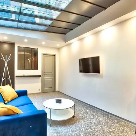 Apartment Lafaille By J